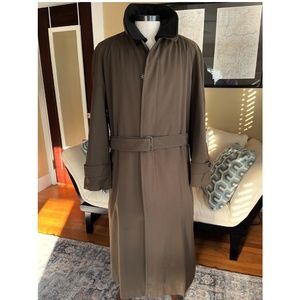 Burberry London 42T Lawrence Double-Lined Long Wool Overcoat Olive